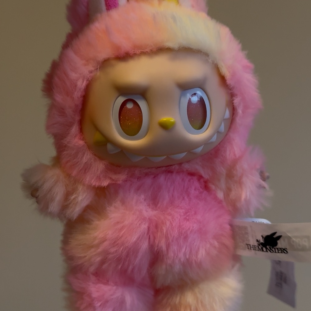 Popmart Authentic V3 loyalty  Big Into Energy Labubu